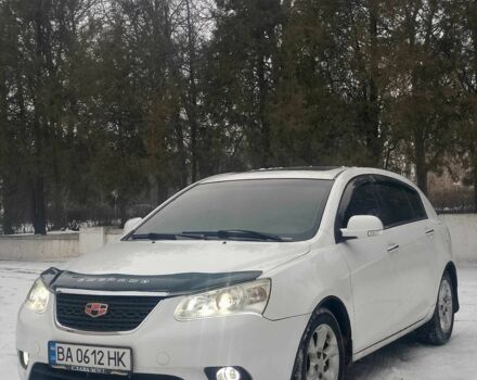 Белый Джили Эмгранд, объемом двигателя 1.8 л и пробегом 100 тыс. км за 3500 $, фото 1 на Automoto.ua