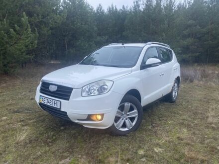Белый Джили Эмгранд, объемом двигателя 2 л и пробегом 180 тыс. км за 2800 $, фото 1 на Automoto.ua