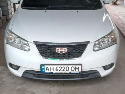 Джили Эмгранд 2014 в Славянске на Automoto.ua Белый Джили Эмгранд, объемом двигателя 1.8 л и пробегом 91 тыс. км за 4590 $, фото 1 на Automoto.ua
