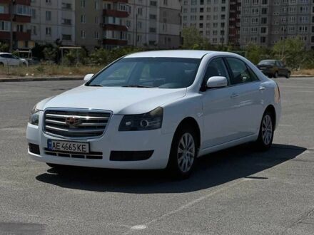 Білий Джилі Емгранд, об'ємом двигуна 2 л та пробігом 182 тис. км за 4999 $, фото 1 на Automoto.ua