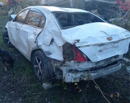 Белый Джили Эмгранд, объемом двигателя 1.5 л и пробегом 200 тыс. км за 800 $, фото 1 на Automoto.ua