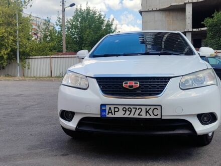 Джили Эмгранд 2015 в Запорожье на Automoto.ua Белый Джили Эмгранд, объемом двигателя 1.5 л и пробегом 157 тыс. км за 4700 $, фото 1 на Automoto.ua