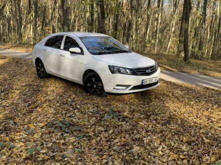 Джили Эмгранд 2016 в Староконстантинов на Automoto.ua Белый Джили Эмгранд, объемом двигателя 1.5 л и пробегом 145 тыс. км за 6100 $, фото 1 на Automoto.ua