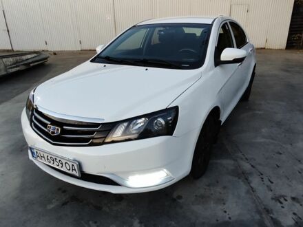 Білий Джилі Емгранд, об'ємом двигуна 1.5 л та пробігом 60 тис. км за 8000 $, фото 1 на Automoto.ua