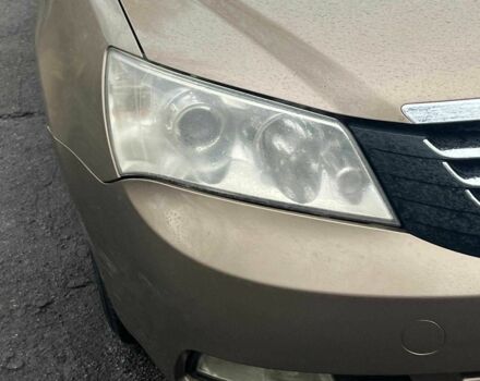 Бежевый Джили Эмгранд, объемом двигателя 1.8 л и пробегом 149 тыс. км за 4490 $, фото 4 на Automoto.ua