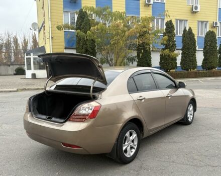 Бежевий Джилі Емгранд, об'ємом двигуна 1.8 л та пробігом 191 тис. км за 4299 $, фото 7 на Automoto.ua