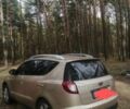 Бежевый Джили Эмгранд, объемом двигателя 1 л и пробегом 120 тыс. км за 5500 $, фото 6 на Automoto.ua