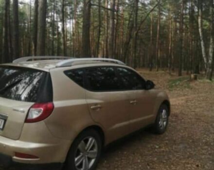 Бежевый Джили Эмгранд, объемом двигателя 1 л и пробегом 120 тыс. км за 5500 $, фото 3 на Automoto.ua