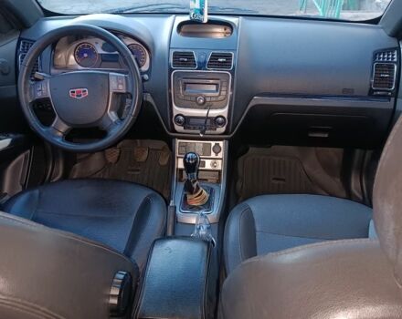 Черный Джили Эмгранд, объемом двигателя 1.8 л и пробегом 300 тыс. км за 4000 $, фото 2 на Automoto.ua