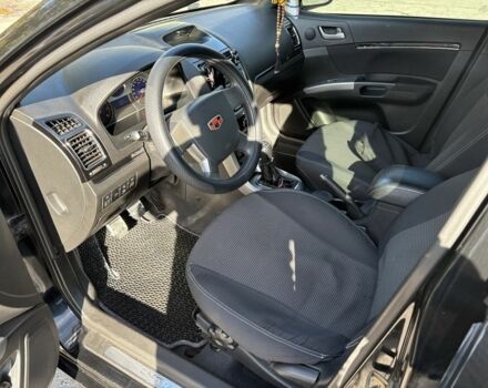 Черный Джили Эмгранд, объемом двигателя 1.5 л и пробегом 84 тыс. км за 5200 $, фото 4 на Automoto.ua