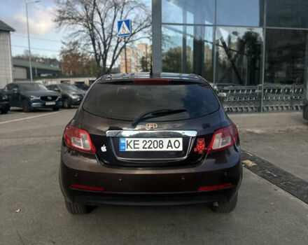 Коричневый Джили Эмгранд, объемом двигателя 1.79 л и пробегом 250 тыс. км за 2850 $, фото 2 на Automoto.ua