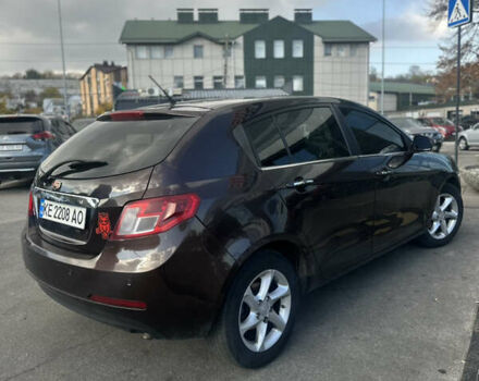 Коричневый Джили Эмгранд, объемом двигателя 1.79 л и пробегом 250 тыс. км за 2850 $, фото 3 на Automoto.ua