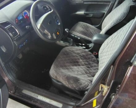 Коричневий Джилі Емгранд, об'ємом двигуна 1.8 л та пробігом 54 тис. км за 6500 $, фото 4 на Automoto.ua