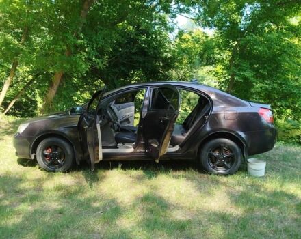 Коричневий Джилі Емгранд, об'ємом двигуна 1.8 л та пробігом 108 тис. км за 3200 $, фото 3 на Automoto.ua