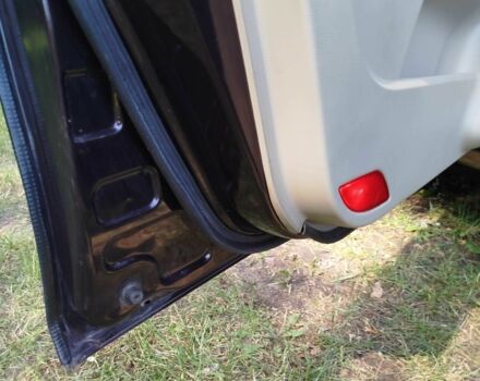 Коричневий Джилі Емгранд, об'ємом двигуна 1.8 л та пробігом 108 тис. км за 3200 $, фото 9 на Automoto.ua