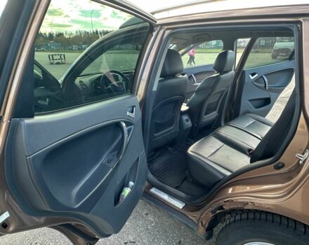 Джилі Емгранд 2014 у Києві на Automoto.ua Коричневий Джилі Емгранд, об'ємом двигуна 2 л та пробігом 140 тис. км за 4300 $, фото 17 на Automoto.ua