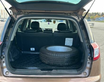 Джилі Емгранд 2014 у Києві на Automoto.ua Коричневий Джилі Емгранд, об'ємом двигуна 2 л та пробігом 140 тис. км за 4300 $, фото 9 на Automoto.ua