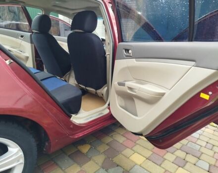 Джилі Емгранд 2012 у Запоріжжя на Automoto.ua Червоний Джилі Емгранд, об'ємом двигуна 1.8 л та пробігом 185 тис. км за 3750 $, фото 17 на Automoto.ua