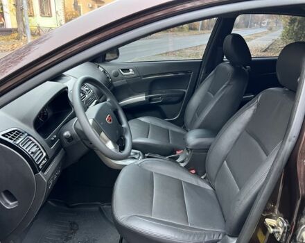 Красный Джили Эмгранд, объемом двигателя 1.8 л и пробегом 81 тыс. км за 4500 $, фото 10 на Automoto.ua