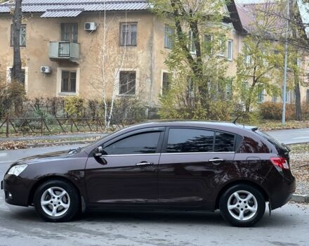 Красный Джили Эмгранд, объемом двигателя 1.8 л и пробегом 81 тыс. км за 4500 $, фото 7 на Automoto.ua