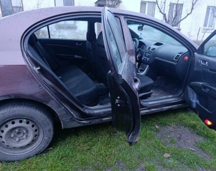 Червоний Джилі Емгранд, об'ємом двигуна 1.8 л та пробігом 65 тис. км за 2800 $, фото 4 на Automoto.ua