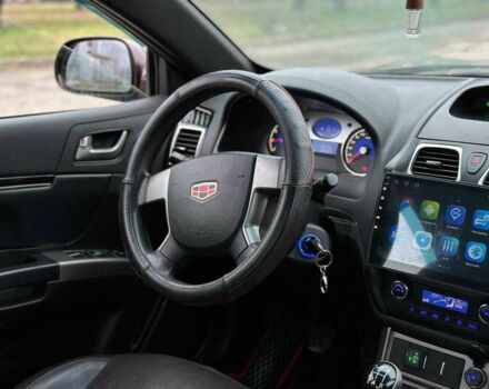 Красный Джили Эмгранд, объемом двигателя 1.8 л и пробегом 122 тыс. км за 4450 $, фото 8 на Automoto.ua