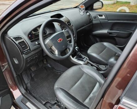 Червоний Джилі Емгранд, об'ємом двигуна 1.8 л та пробігом 154 тис. км за 4000 $, фото 4 на Automoto.ua