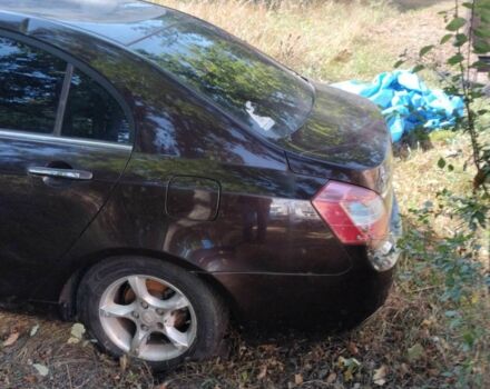 Червоний Джилі Емгранд, об'ємом двигуна 1.8 л та пробігом 400 тис. км за 700 $, фото 2 на Automoto.ua