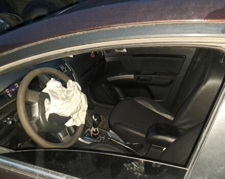 Красный Джили Эмгранд, объемом двигателя 0 л и пробегом 1000 тыс. км за 3000 $, фото 5 на Automoto.ua