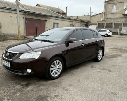 Красный Джили Эмгранд, объемом двигателя 1.5 л и пробегом 180 тыс. км за 3950 $, фото 1 на Automoto.ua