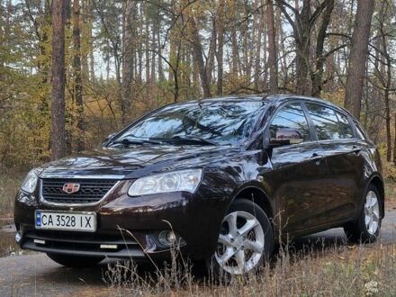 Джили Эмгранд 2014 в Черкассах на Automoto.ua Красный Джили Эмгранд, объемом двигателя 1.8 л и пробегом 239 тыс. км за 3800 $, фото 1 на Automoto.ua