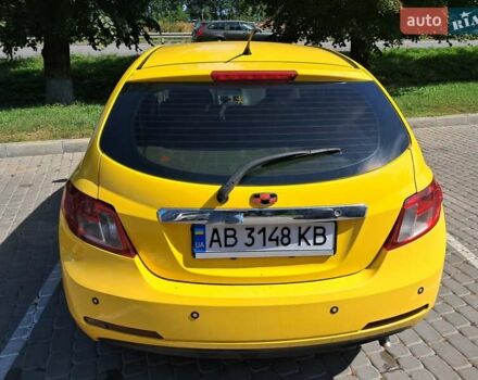 Жовтий Джилі Емгранд, об'ємом двигуна 1.79 л та пробігом 166 тис. км за 2750 $, фото 6 на Automoto.ua