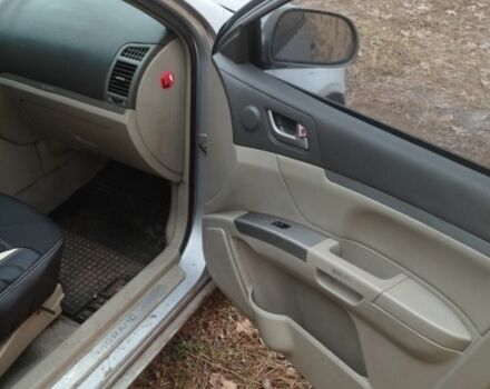 Серый Джили Эмгранд, объемом двигателя 1.8 л и пробегом 229 тыс. км за 3200 $, фото 3 на Automoto.ua