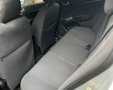 Сірий Джилі Емгранд, об'ємом двигуна 1.5 л та пробігом 140 тис. км за 5000 $, фото 5 на Automoto.ua