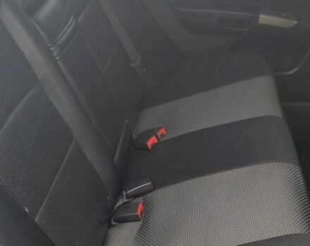 Джили Эмгранд 2012 в Кривом Роге на Automoto.ua Серый Джили Эмгранд, объемом двигателя 1.8 л и пробегом 185 тыс. км за 4800 $, фото 2 на Automoto.ua