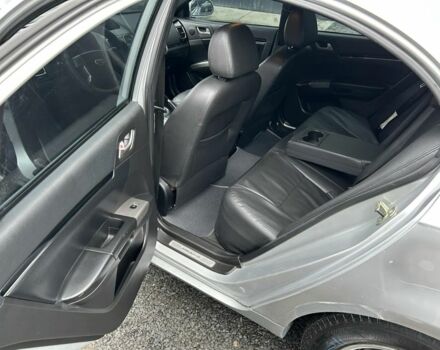 Сірий Джилі Емгранд, об'ємом двигуна 1.8 л та пробігом 189 тис. км за 3900 $, фото 3 на Automoto.ua