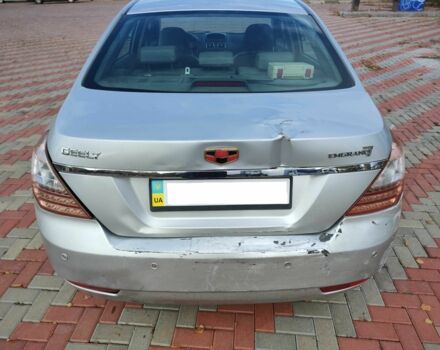 Джилі Емгранд 2013 у Белой Церкве на Automoto.ua Сірий Джилі Емгранд, об'ємом двигуна 1.5 л та пробігом 105 тис. км за 3650 $, фото 3 на Automoto.ua