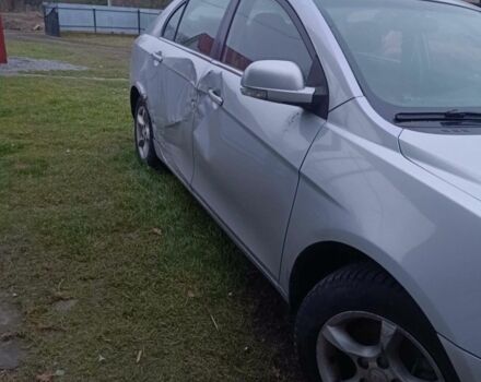 Сірий Джилі Емгранд, об'ємом двигуна 1.5 л та пробігом 133 тис. км за 3000 $, фото 4 на Automoto.ua