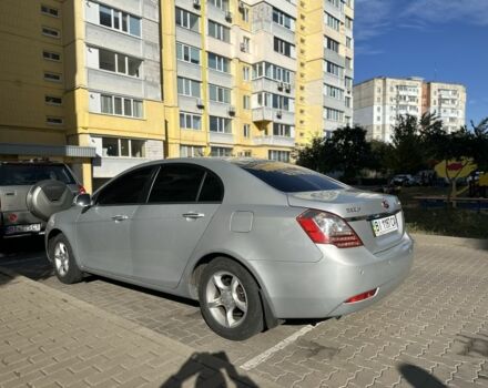 Серый Джили Эмгранд, объемом двигателя 1.8 л и пробегом 78 тыс. км за 5000 $, фото 3 на Automoto.ua