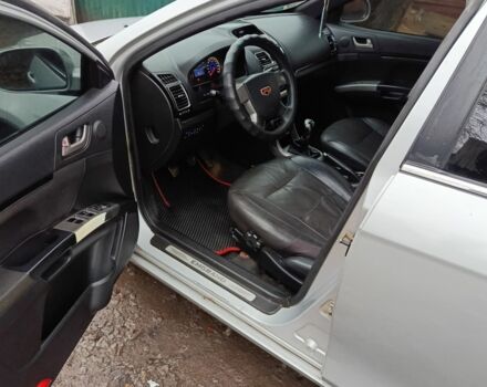 Сірий Джилі Емгранд, об'ємом двигуна 1.5 л та пробігом 135 тис. км за 3150 $, фото 7 на Automoto.ua