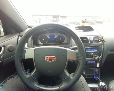 Сірий Джилі Емгранд, об'ємом двигуна 1.8 л та пробігом 190 тис. км за 4500 $, фото 10 на Automoto.ua