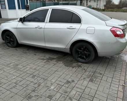 Серый Джили Эмгранд, объемом двигателя 1.8 л и пробегом 300 тыс. км за 3700 $, фото 5 на Automoto.ua