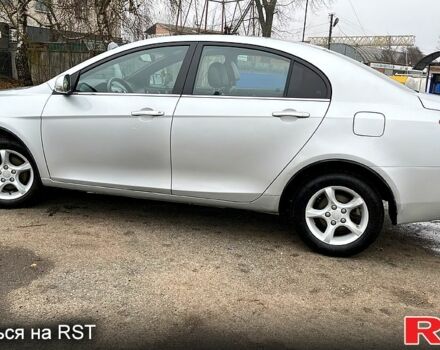 Серый Джили Эмгранд, объемом двигателя 1.5 л и пробегом 220 тыс. км за 3500 $, фото 3 на Automoto.ua