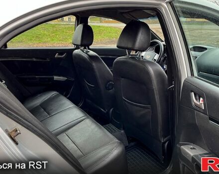 Серый Джили Эмгранд, объемом двигателя 1.5 л и пробегом 220 тыс. км за 3500 $, фото 5 на Automoto.ua