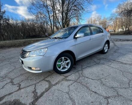 Серый Джили Эмгранд, объемом двигателя 1.8 л и пробегом 142 тыс. км за 3929 $, фото 1 на Automoto.ua