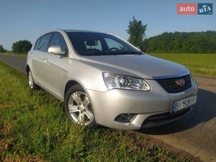Джили Эмгранд 2012 в Диканьке на Automoto.ua Серый Джили Эмгранд, объемом двигателя 1.79 л и пробегом 102 тыс. км за 4100 $, фото 1 на Automoto.ua