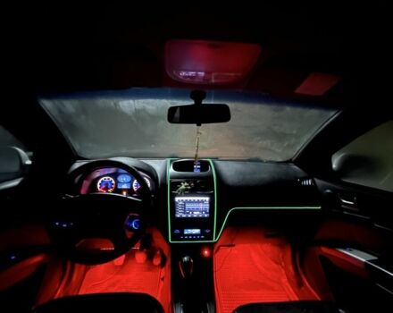 Джилі Емгранд 2012 у Полонном на Automoto.ua Сірий Джилі Емгранд, об'ємом двигуна 1.8 л та пробігом 320 тис. км за 1300 $, фото 1 на Automoto.ua