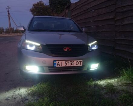 Сірий Джилі Емгранд, об'ємом двигуна 1.8 л та пробігом 108 тис. км за 3300 $, фото 1 на Automoto.ua