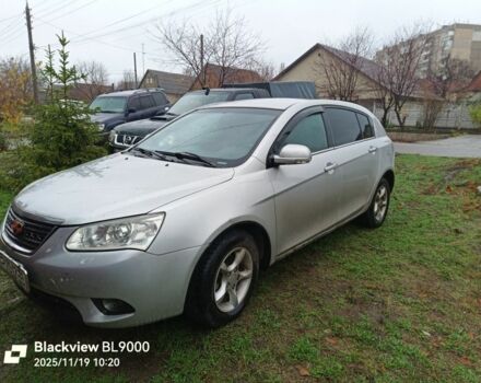 Серый Джили Эмгранд, объемом двигателя 1.5 л и пробегом 160 тыс. км за 5000 $, фото 1 на Automoto.ua