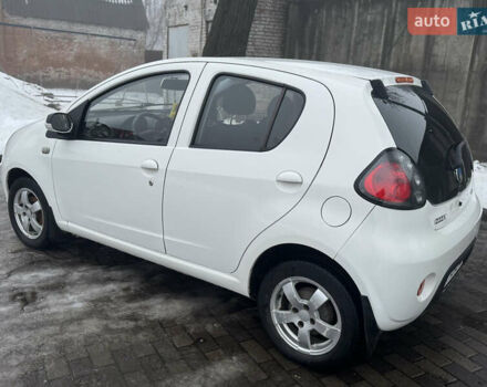 Білий Джилі ГЦ2, об'ємом двигуна 1.34 л та пробігом 80 тис. км за 2900 $, фото 10 на Automoto.ua